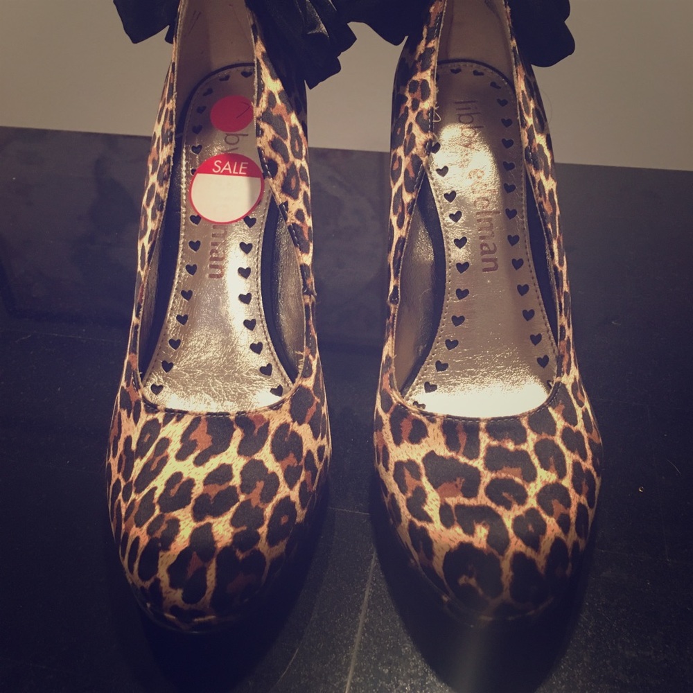 Libby Edelman shoes ! Never worn !